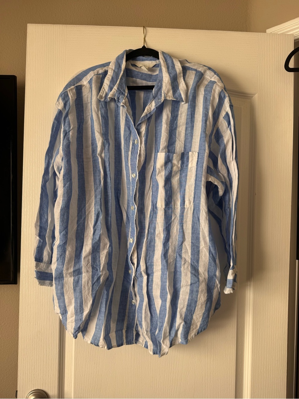 H&M Blue and White Vertical Stripe Button-Down Shirt